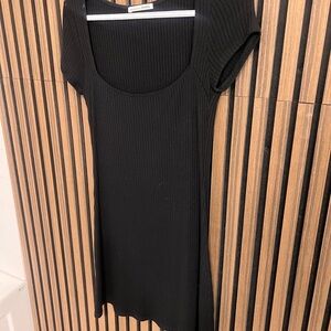 Elegant Black Ribbed Dress